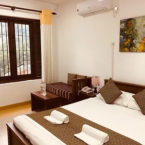 Sarvodaya Samma Vaasa Hotel Kandy